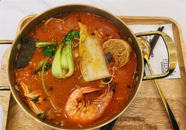 泰麻辣麻辣烫