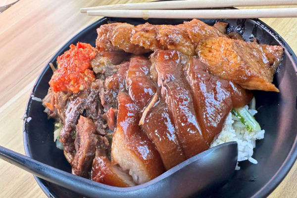 小呆佳隆江猪脚饭加盟