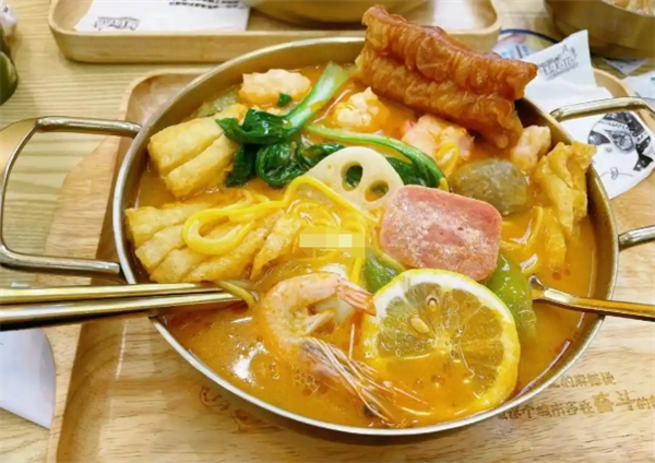 泰麻辣麻辣烫