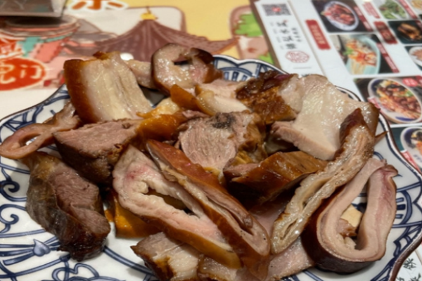 周老大梆梆肉葫芦头