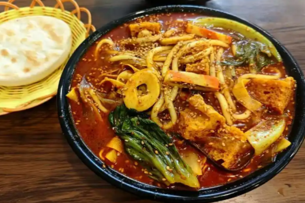 蜜椒情麻辣烫