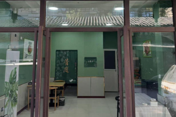 箐筳荷叶烤鸡加盟
