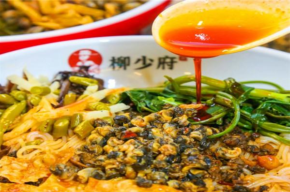 柳少府螺蛳粉加盟
