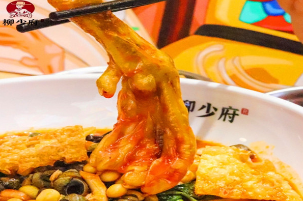 柳少府螺蛳粉加盟