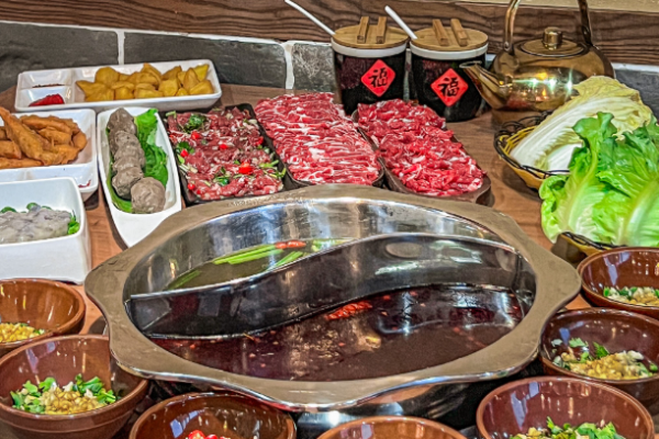 小牛滚滚贵州黄牛肉火锅加盟