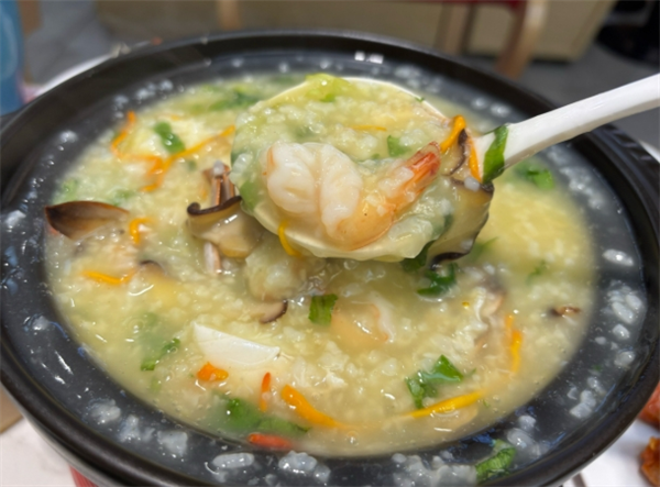 ‌山家人砂锅粥