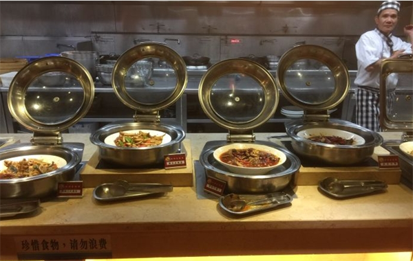 领鲜环球自助餐