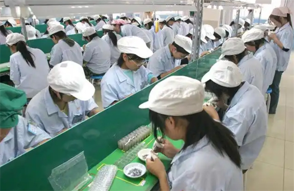 上海普工工资最高的厂是哪一个？上海招工包吃住8000夫妻宿舍？