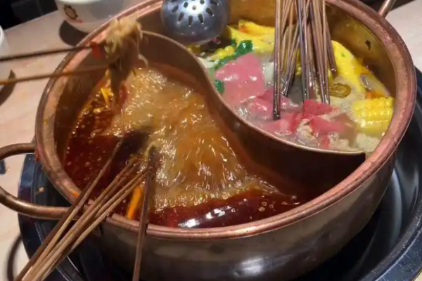 鲍媳妇火锅串串加盟