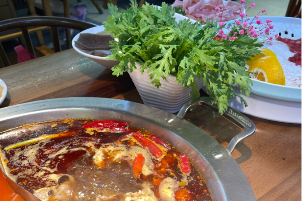 鲍媳妇火锅串串加盟费用明细?揭秘加盟费用明细