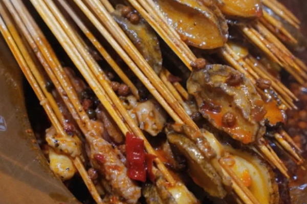 鲍媳妇火锅串串加盟