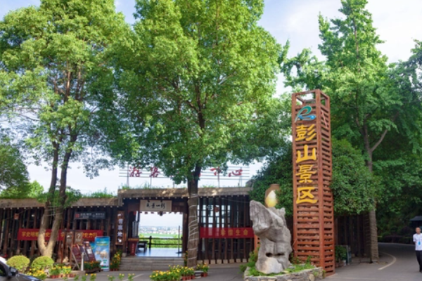 上海开个旅行社赚钱吗？上海想开旅行社店赚钱吗？