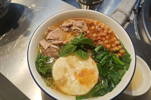 阿秋嫂生烫牛肉米线加盟