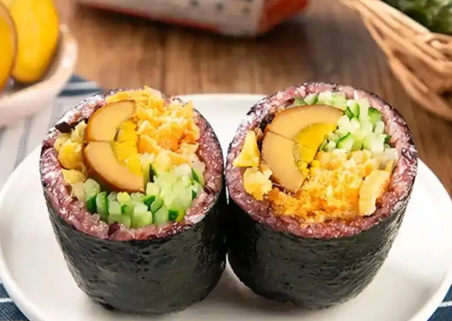 上海开一家饭团店投资多少店合适