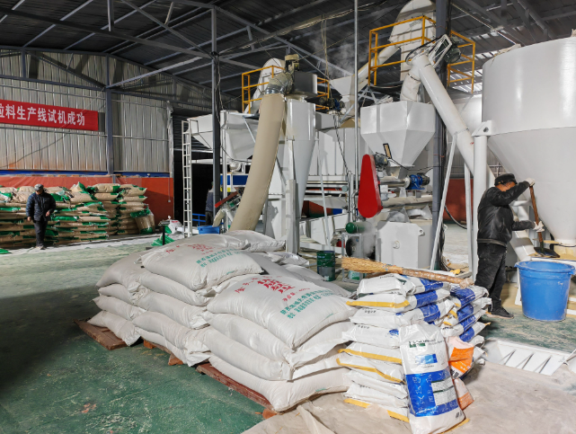 在上海开小型饲料加工厂投资多少钱？从设备到回报的全链条成本指南