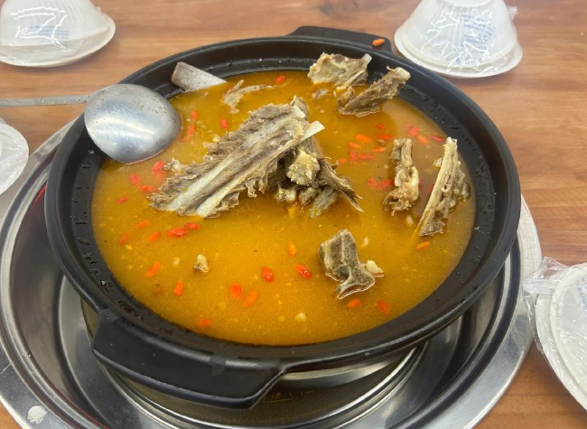 上海开开家羊蝎子火锅店投资多少店了