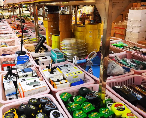 上海开10元2元店投资要多少？从选址到运营的全成本解析