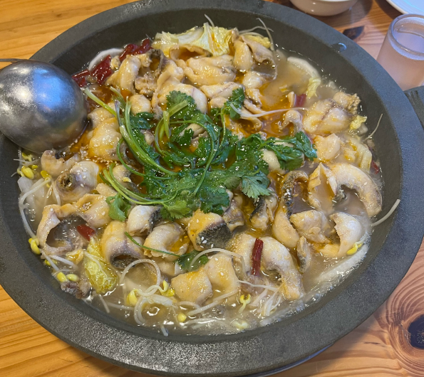 上海开一个石锅鱼店要投资多少钱？深度解析上海市场的成本与收益