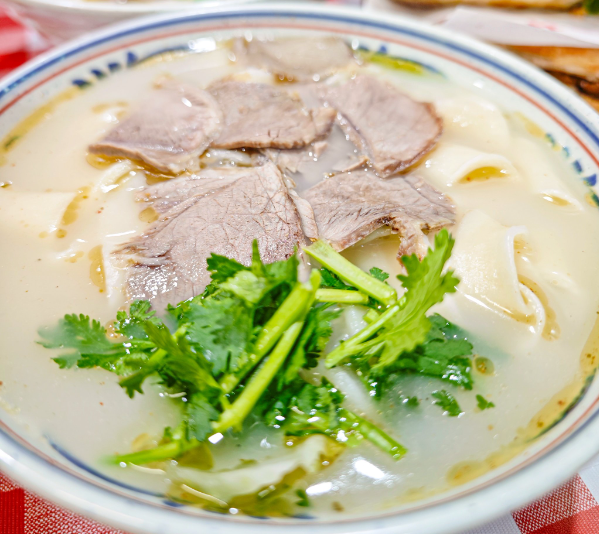 上海开家羊肉汤店需要多少钱投资店呢