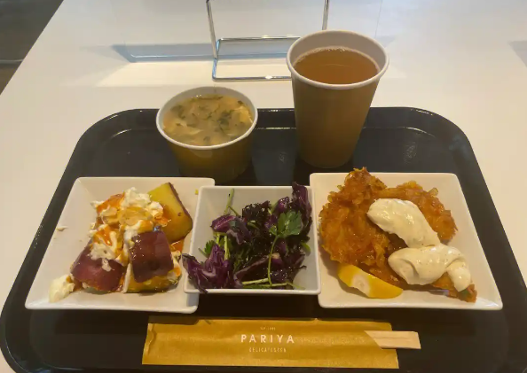 在上海开一个沙拉店需要投资多少？深度拆解2025年健康餐饮创业成本