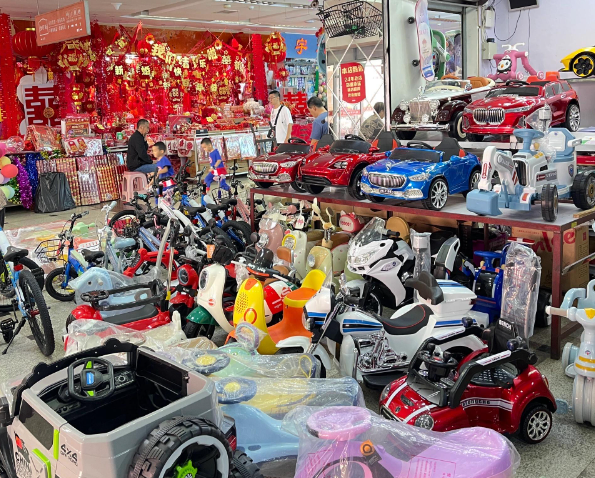 上海开上海日用品批发市场店要多少钱