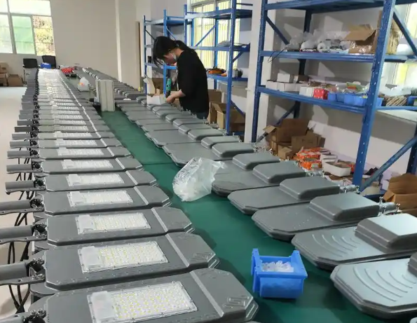 上海开一家太阳能灯厂需要投资多少钱