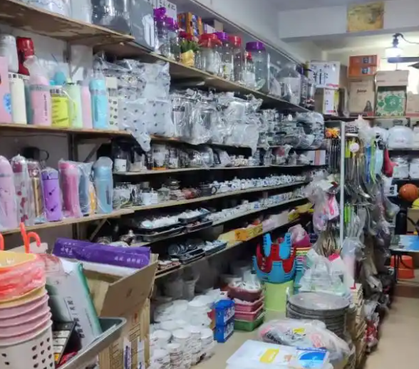 上海开上海日用品批发市场店要多少钱