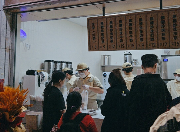上海开个小店多少钱？全维度成本解析