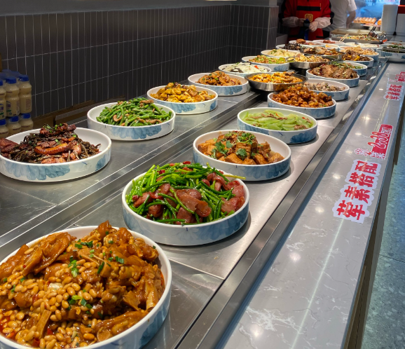 上海开一家中式快餐店要投资多少？全维度成本拆解与盈利策略