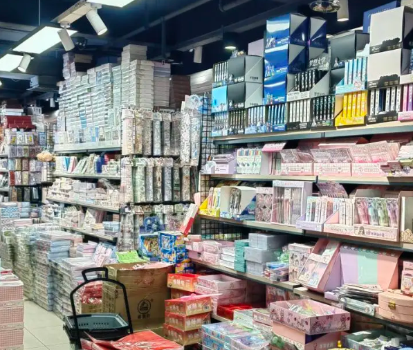 上海开上海日用品生产厂家店要多少钱