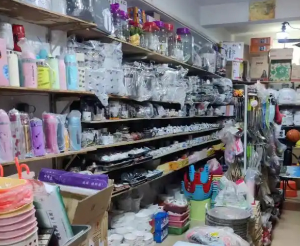 上海开个日用百货店怎么样投资多少店合适