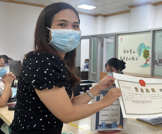 在上海办个营业执照多少钱？从官方收费到代理服务