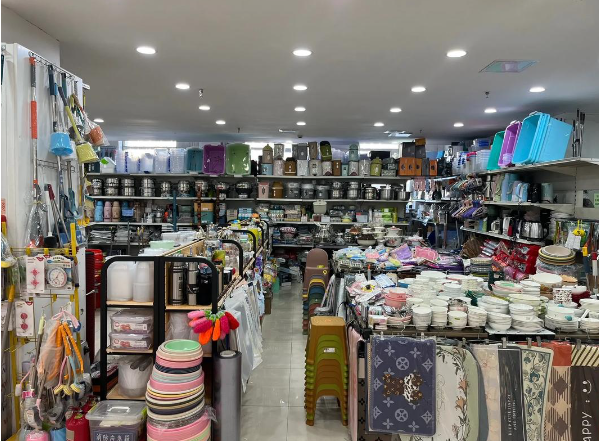 上海开个日用百货店怎么样投资多少店合适