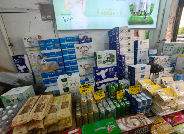 上海开个牛奶店需要多少投资？从选址到运营的全成本解析