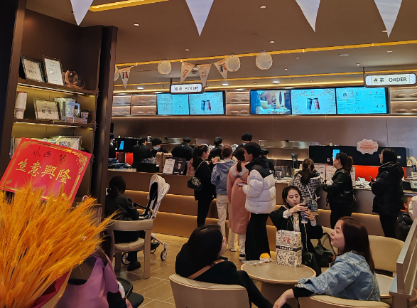 上海投资一家奶茶店多少钱？全维度成本解析与盈利策略