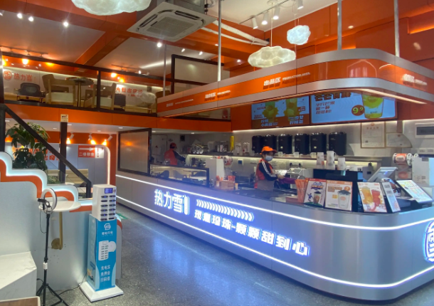 上海投资一家奶茶店多少钱？全维度成本解析与盈利策略