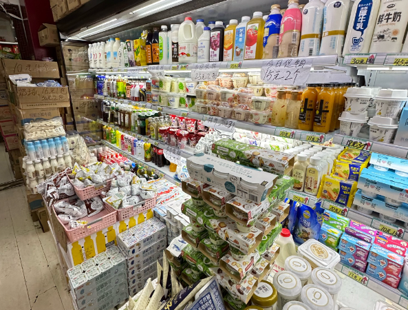 上海开个牛奶店需要多少投资？从选址到运营的全成本解析