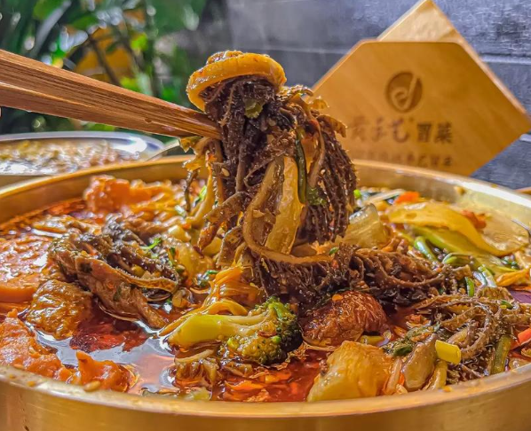 上海加盟冒菜店大概投资多少钱？核心成本构成