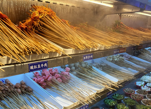 上海开个串串店需要多少钱投资？全方位成本解析