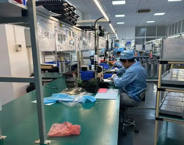 上海电子厂外发代加工要多少钱？上海电子厂外发代加工成本解析