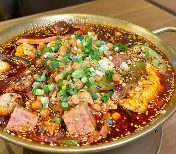 上海加盟冒菜店大概投资多少钱？核心成本构成