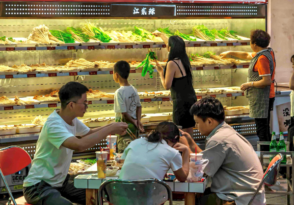 上海开个串串店需要多少钱投资？全方位成本解析