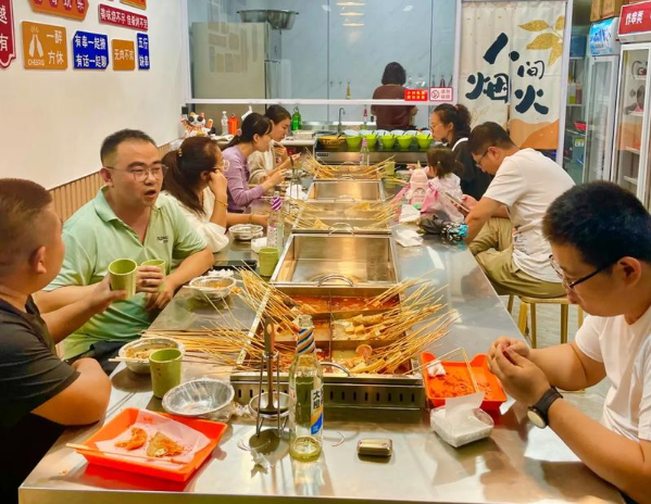 上海开个串串店要投资多少？全方位成本解析
