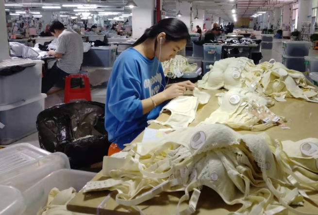 上海文胸加工厂投资多少？核心投资成本解析