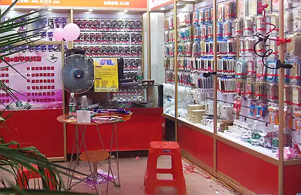 上海开手机美容创业店多少钱？从选址到盈利的实战指南
