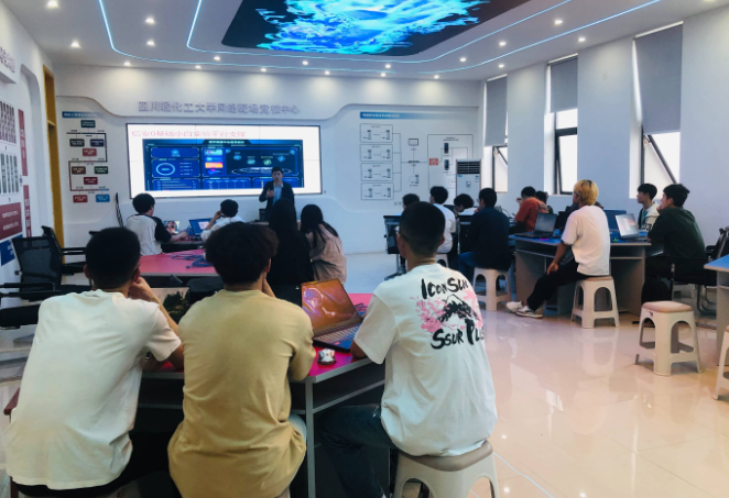 上海开上海ai培训班店铺要多少钱？解析上海AI培训班的资金密码