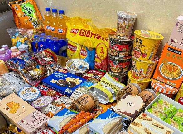 上海开上海零食加盟品牌店需要多少钱？从选址到运营的实战指南