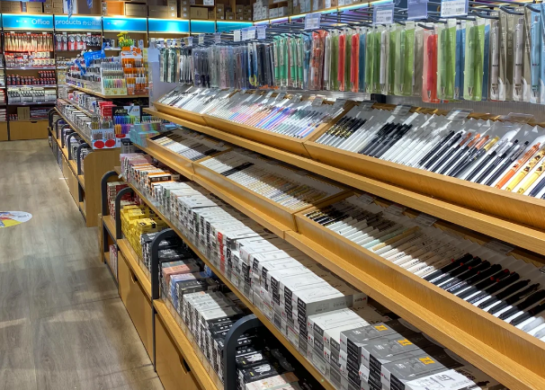 上海开个小文具店投资大概多少？核心投资成本测算