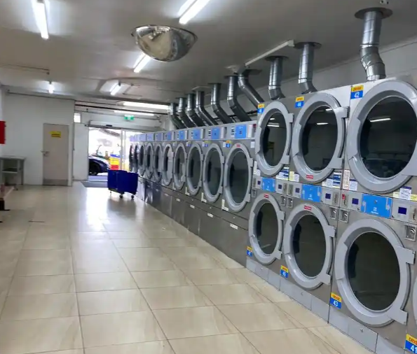 上海开一家洗衣店要多少钱投资？从选址到盈利的全流程解析