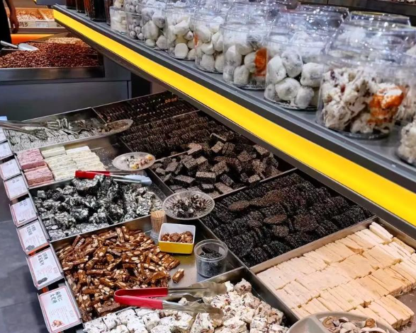 上海开品牌炒货店店铺要多少钱？全流程成本解析